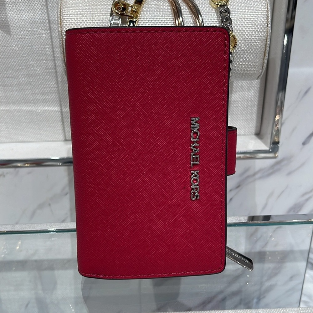 MICHAEL KORS Medium Saffiano Leather Bifold ZP CN Wallet
COLOR DK RASPBERRY
NWT - Picture 14 of 16